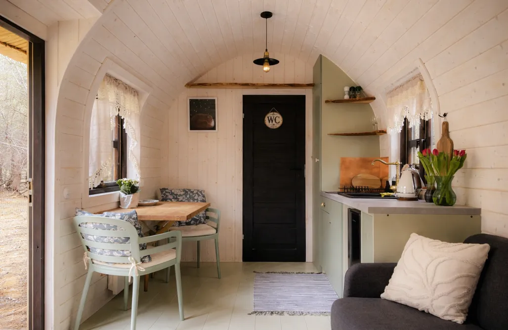 AlohaCamp Domek w lesie z alpakami 3