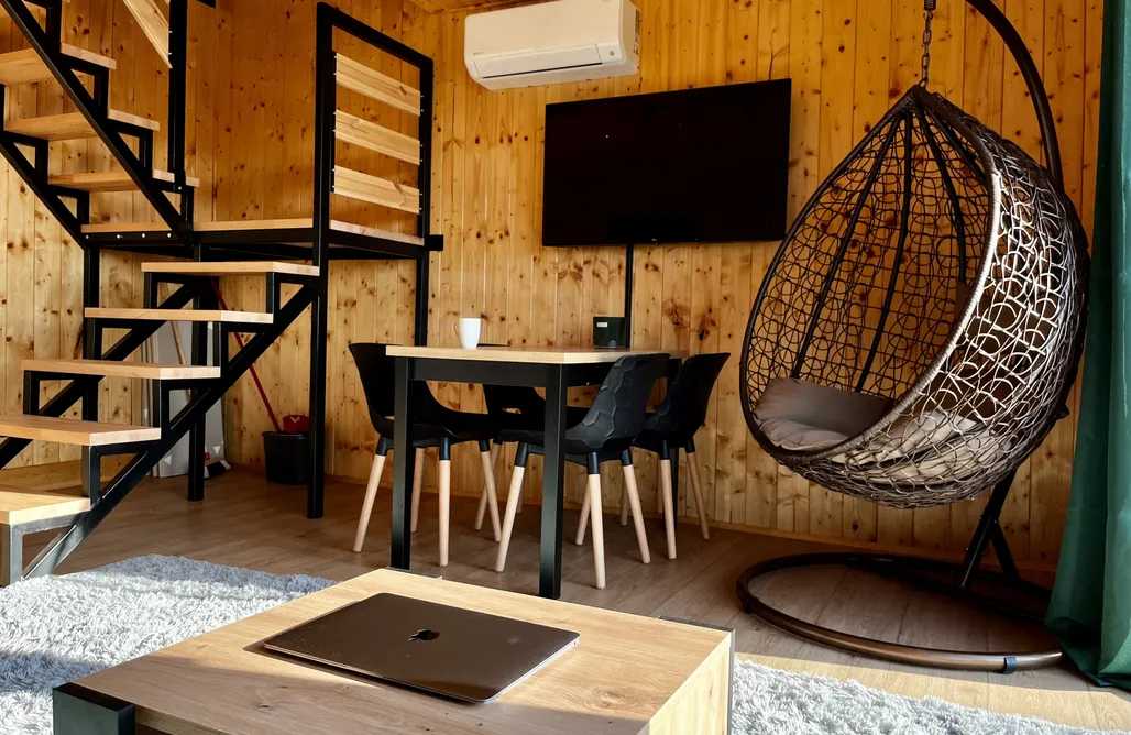 Laski Lake Mazury - domek z balią blisko jeziora AlohaCamp