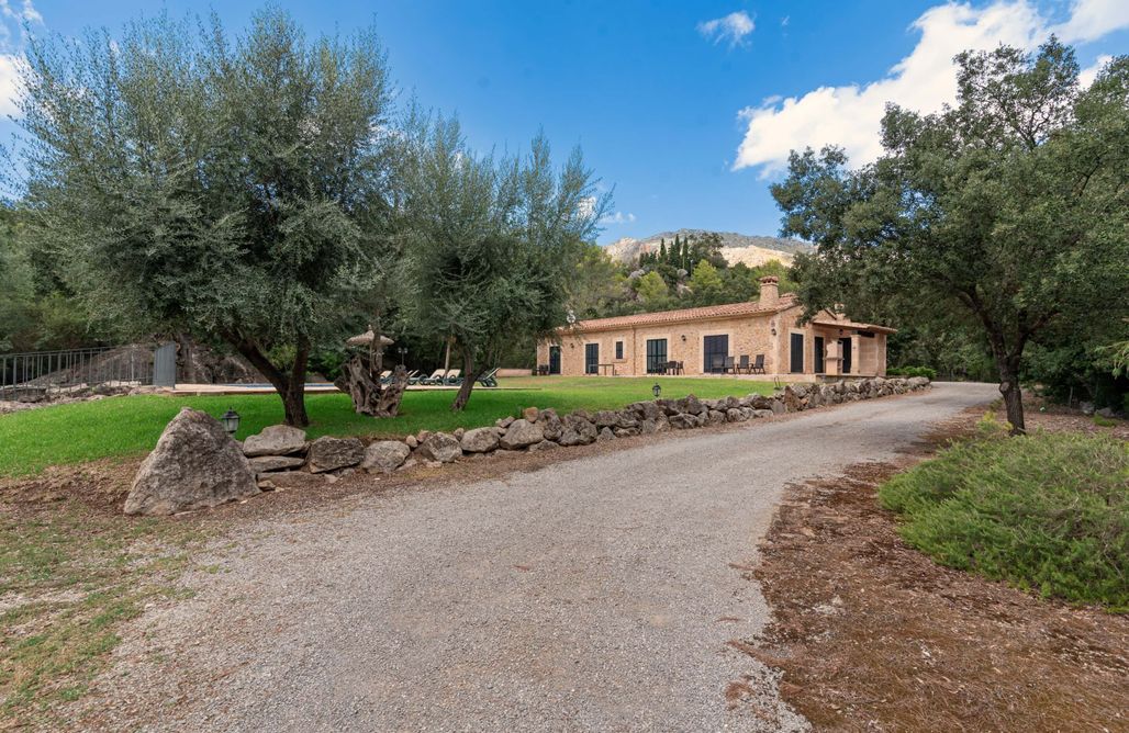 noclegi AlohaCamp Villa Son March Mallorca 1