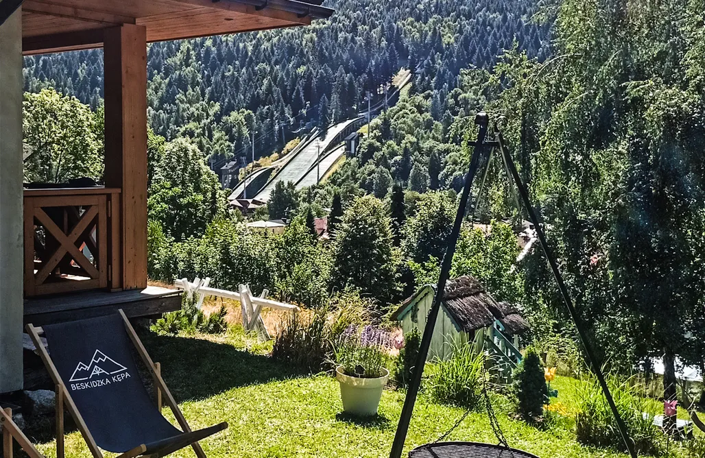 noclegi AlohaCamp Beskidzka Kępa Szczyrk - domek z balią i pięknym widokiem na góry 4