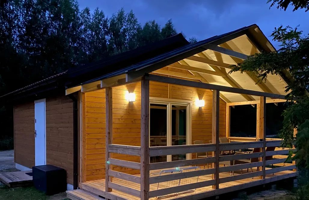 noclegi AlohaCamp Między Wodami - domki na Mazurach 1