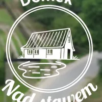 Dariusz hostiteľ Domček pri rybníku