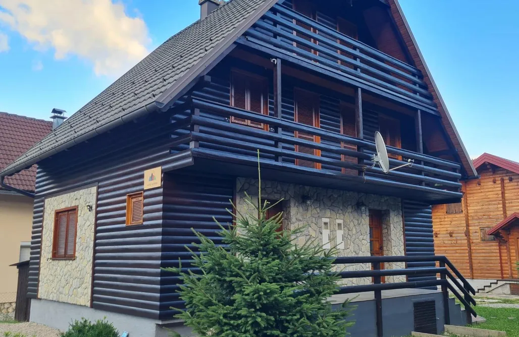 AlohaCamp accommodation Vila Olimp 3