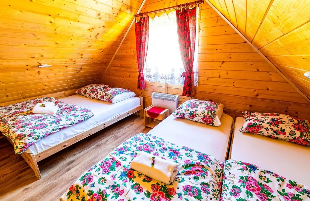 AlohaCamp Domek dwupokojowy Ciupaga  2