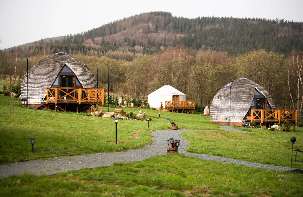 ubytovanie AlohaCamp 4 Żywioły · jurty · domki w Sudetach 3