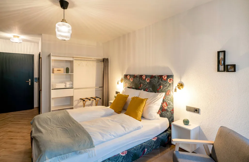 AlohaCamp Somewhere Elz - Luxus Chalet 2