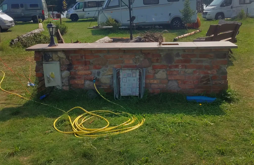 AlohaCamp Miejsce dla kamperów 1