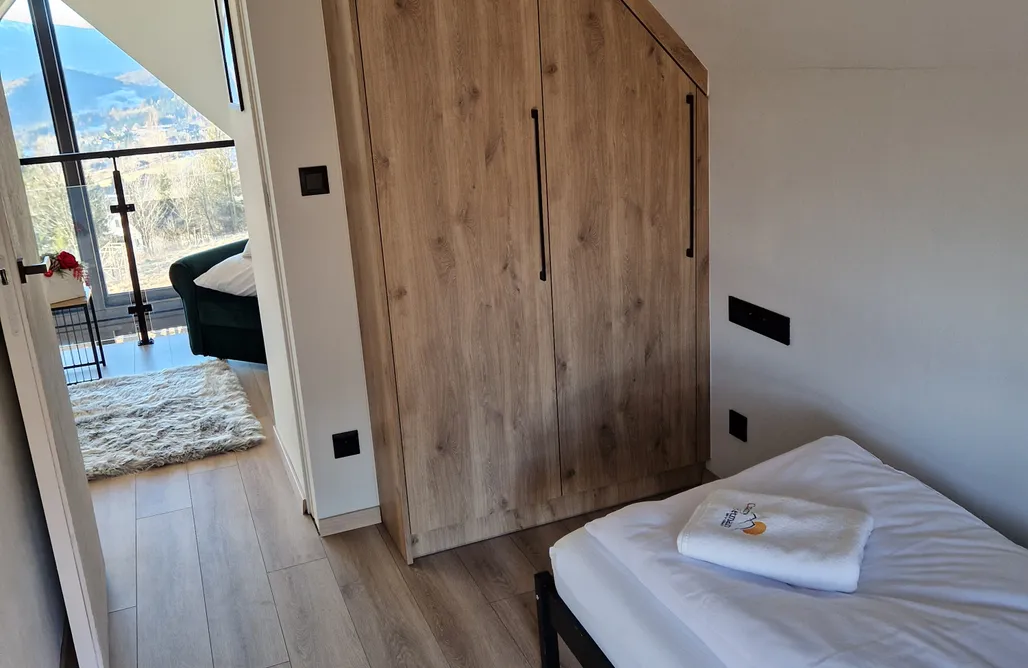 AlohaCamp Czarny Hetman 3