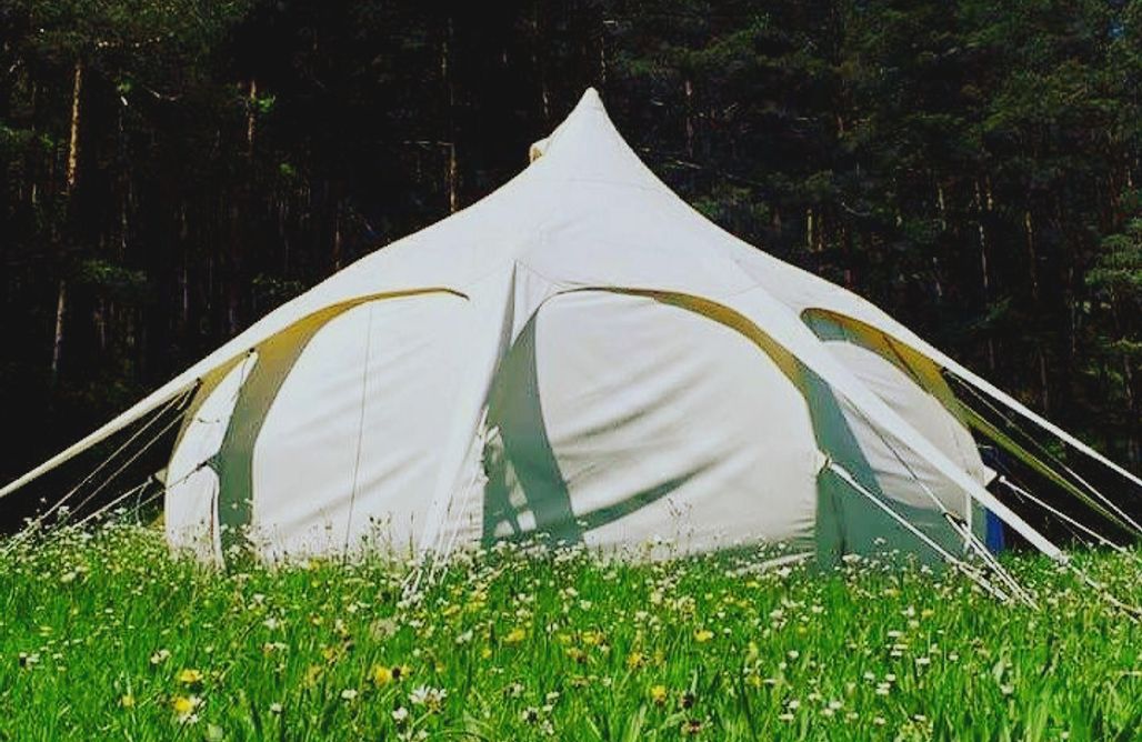 AlohaCamp accommodation Wellness and Wilderness - Bell Tent 5