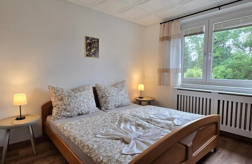 AlohaCamp Zweizimmerhaus 4