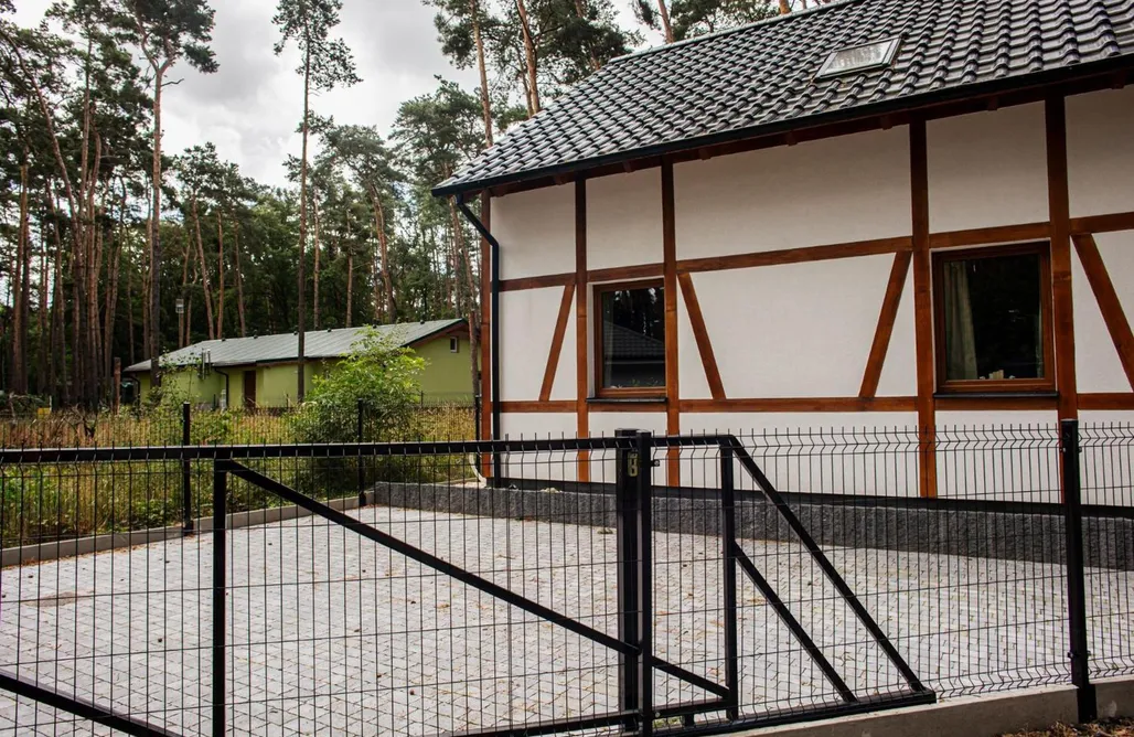 Potasznia noclegi Całoroczny domek w sosnowym lesie 1