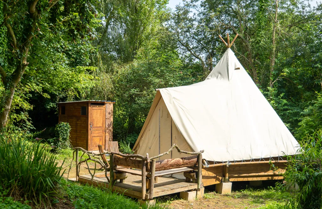 Glamping Bretagne Tipi Trappeur 2