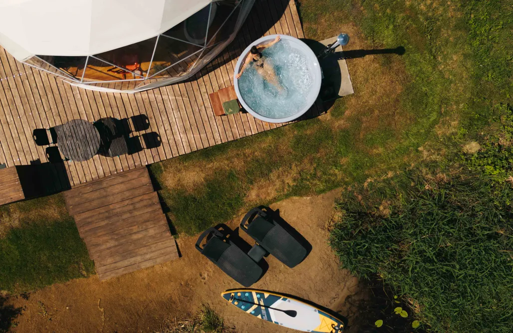 Location Vacances Siedlisko Rogówko: Glamp Nad Brzegiem Jeziora z Prywatną Plażą 3