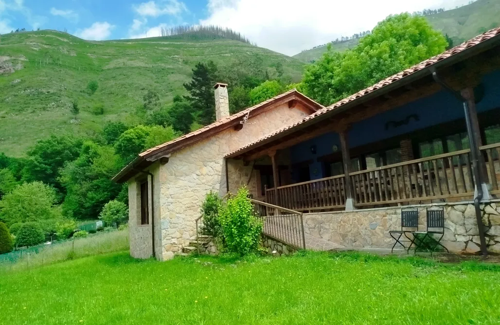 Alojamiento Arriondas Casa Trasgu 2