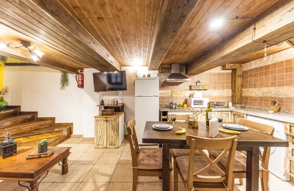 Last Minute France La Congosta, encantadora casita de montaña con jacuzzi 1