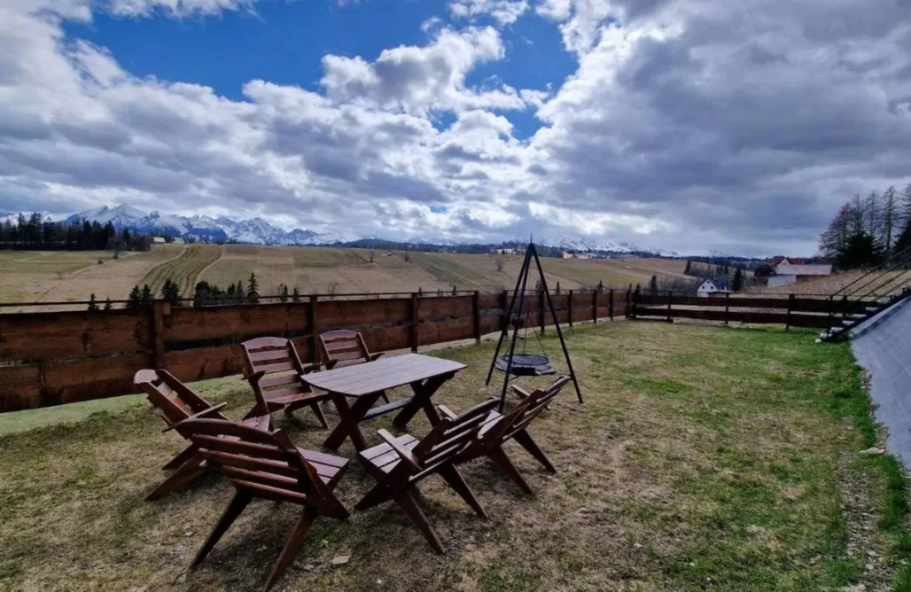 noclegi AlohaCamp Willa Montana 5