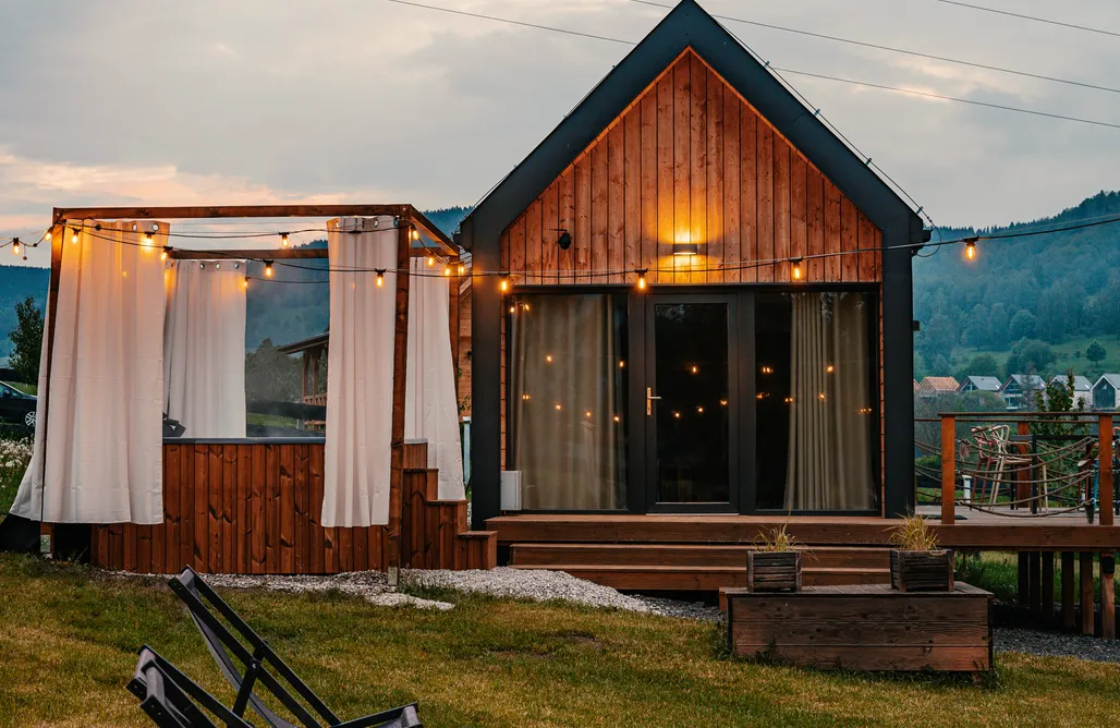 noclegi AlohaCamp Sarnia Łąka domki z prywatnym jacuzzi  2