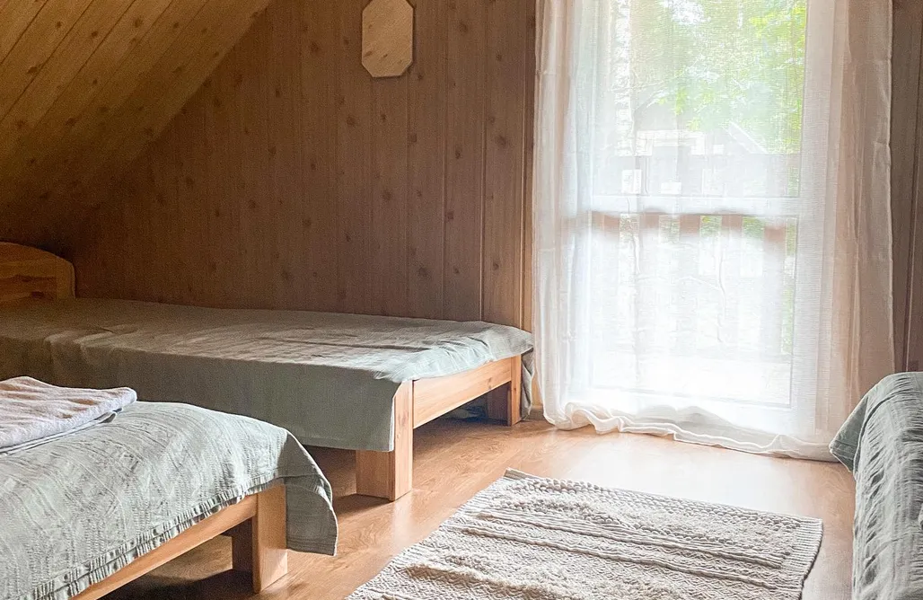 AlohaCamp Chata przy lesie  4