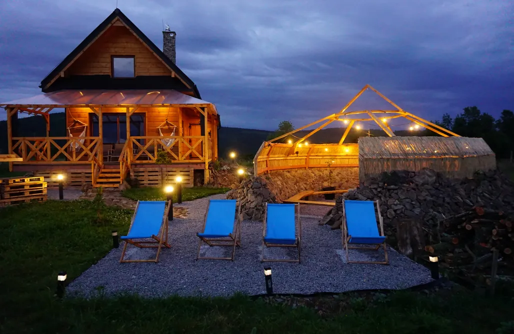 AlohaCamp accommodation Sowi Widok 2