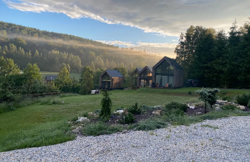 noclegi AlohaCamp Domki pod Lasem 4