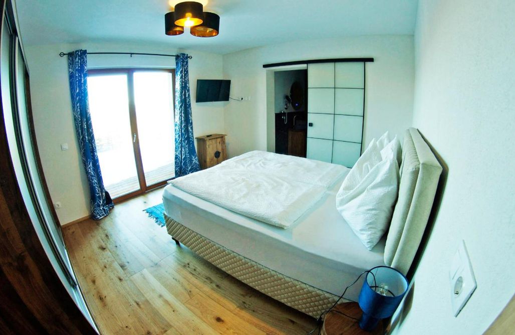 AlohaCamp Drei-Schlafzimmer-Chalet 3