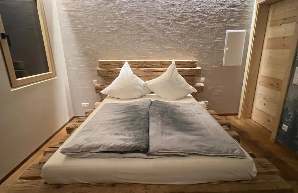 AlohaCamp Natururlaub im Baumhaus auf der Alpakawiese 4