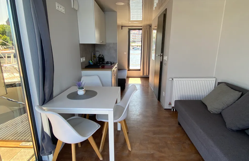 AlohaCamp Dom na wodzie Julietta 4