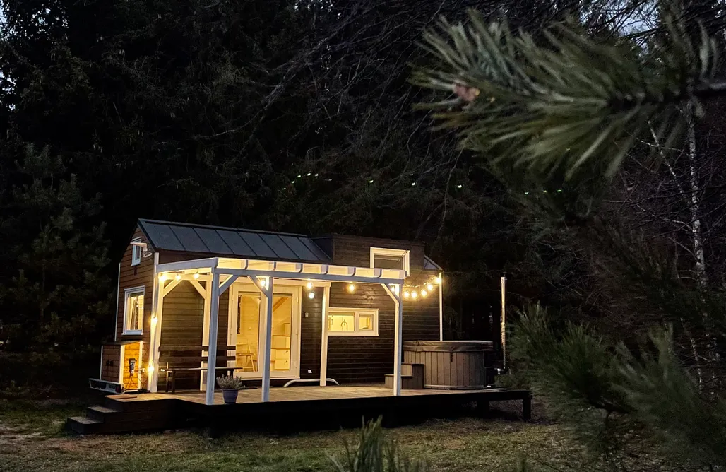 AlohaCamp Leśne Siedlisko Wygonin Foxy  1