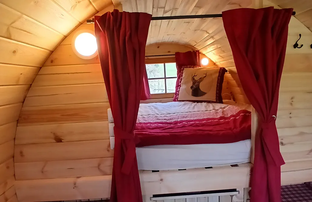 AlohaCamp einzigartiges Campingerlebnis im Schlaffass 3