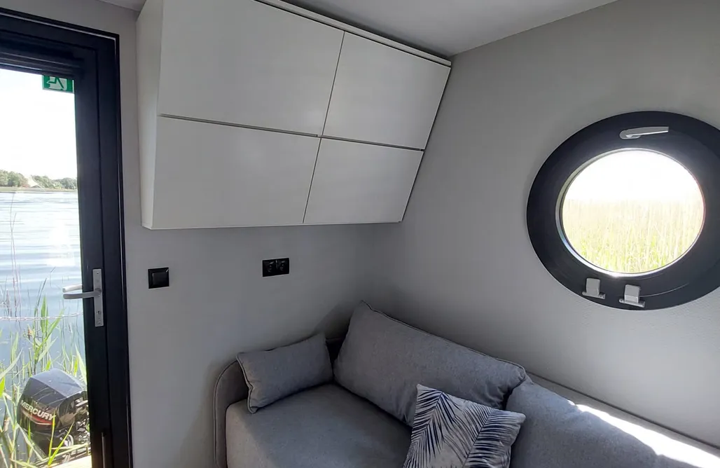 AlohaCamp Houseboat pływający domek jez. Lubie  3