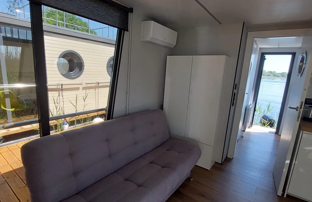 AlohaCamp Houseboat pływający domek jez. Lubie  4