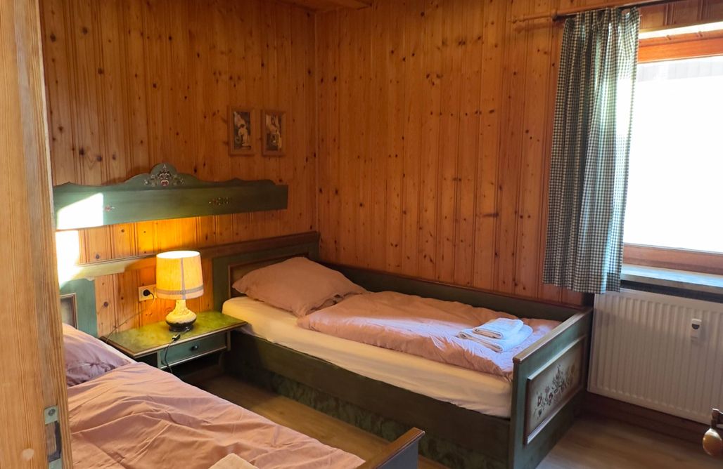 AlohaCamp Hütten-Style Ferienwohnung im Haus Schönblick 4