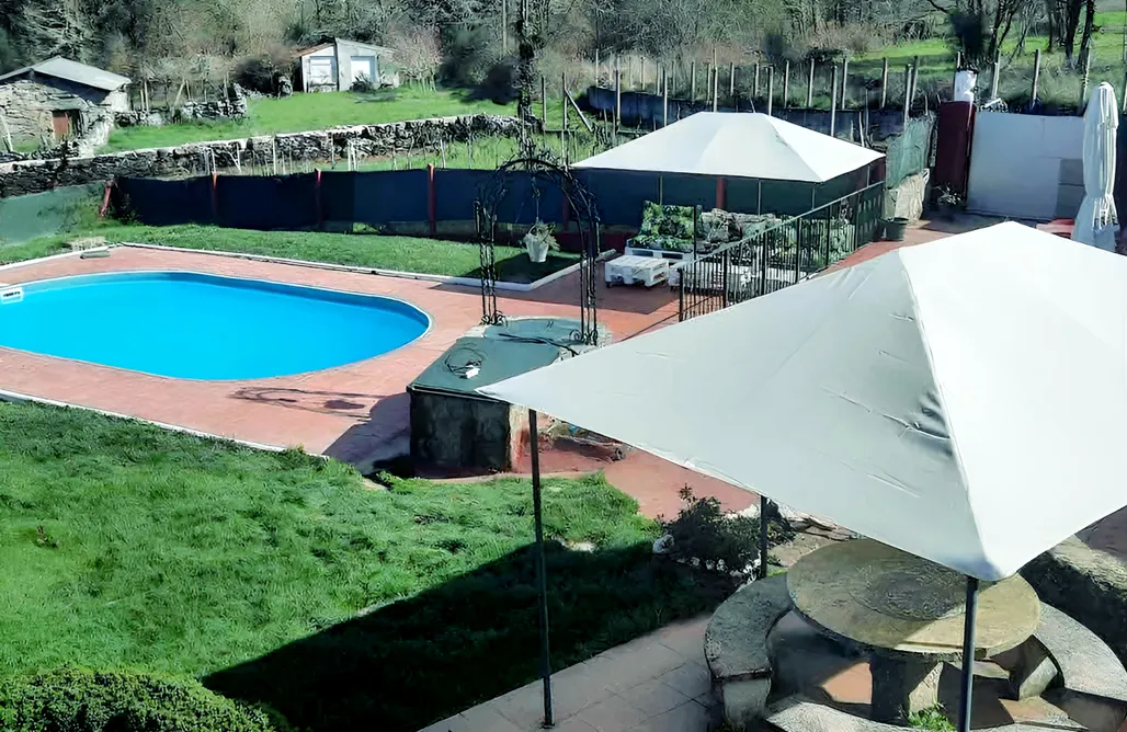 alojamientos AlohaCamp Alojamiento entero con piscina y jardín 4