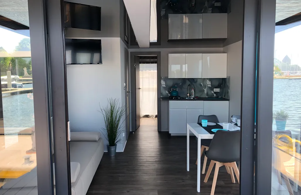 AlohaCamp Dom na wodzie Morgan 4 4