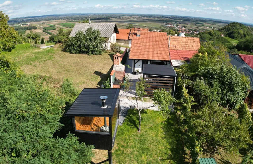 Unterkunft AlohaCamp Golden Pinpoint 2