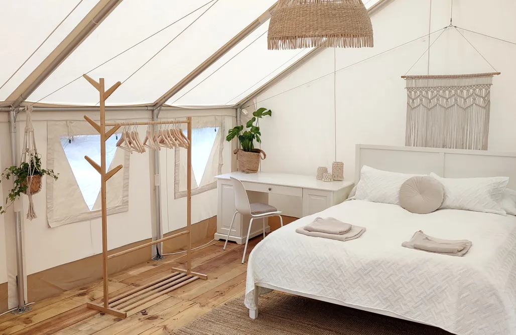 AlohaCamp Oleander 4