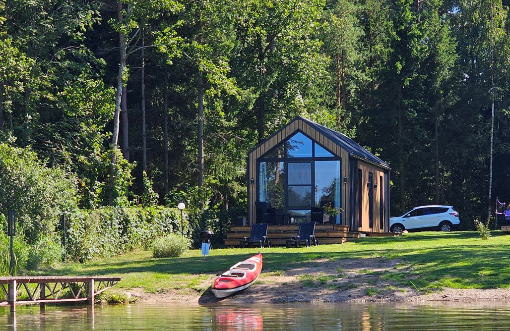 ubytovanie AlohaCamp Makosieje Modern House - 10 m od jeziora 3