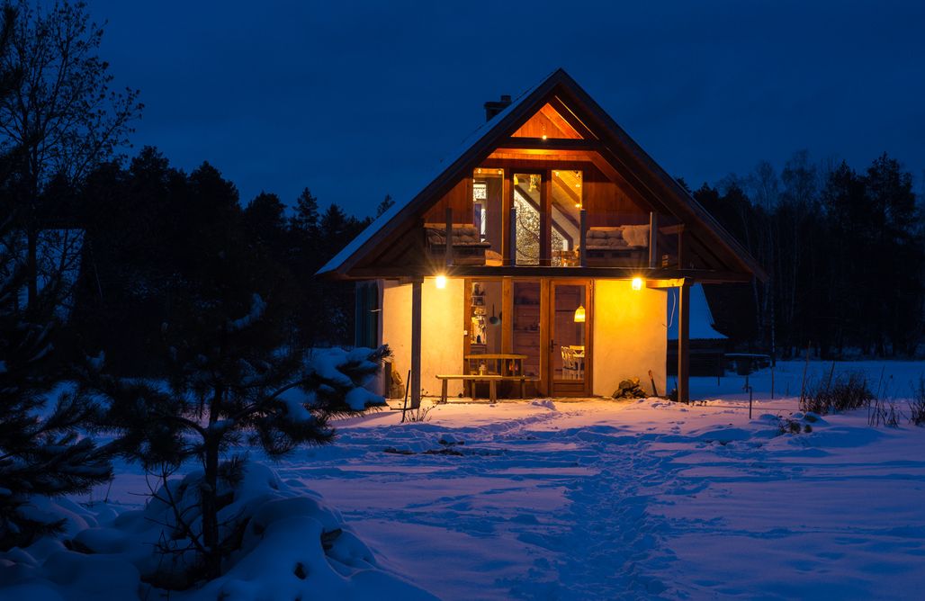 noclegi AlohaCamp Dwie Morgi Roztocza - domek z gliny i słomy 4
