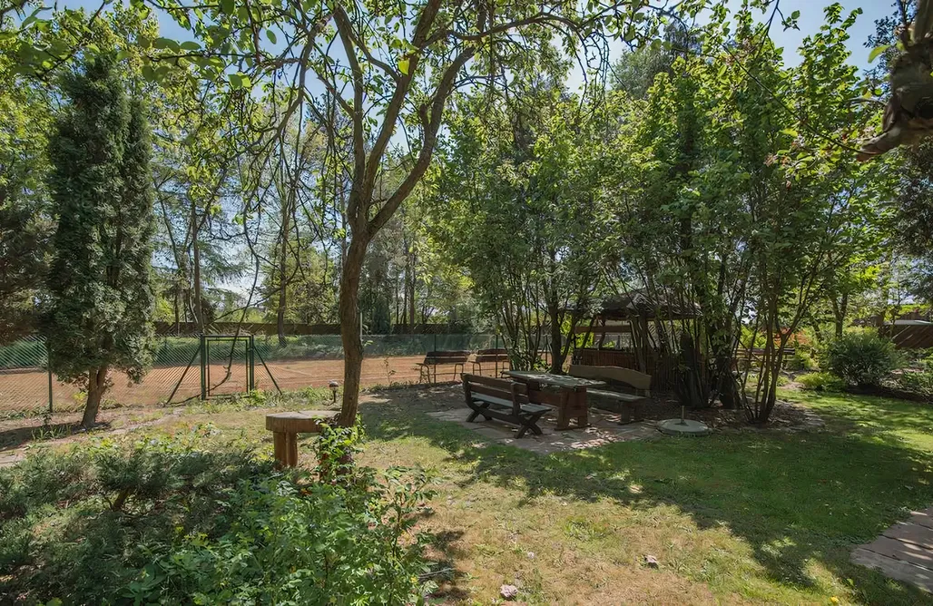 Dom nad Jeziorem Skrzatowa Kryjówka z Sauną i Jacuzzi w Lesie 3