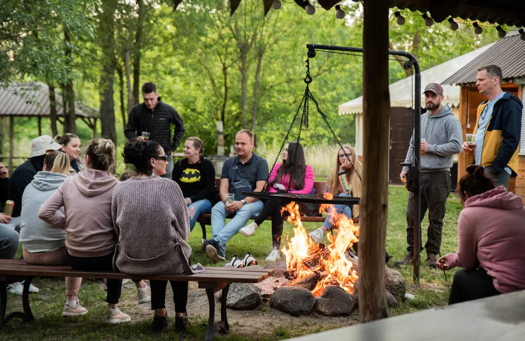 noclegi AlohaCamp Miejsce kamperowe - nad rzeką Wełną 1