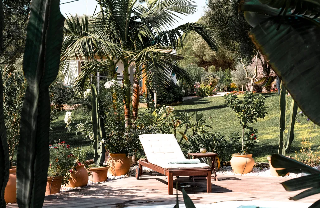 noclegi AlohaCamp Acogedora casa móvil con una preciosa terraza 1