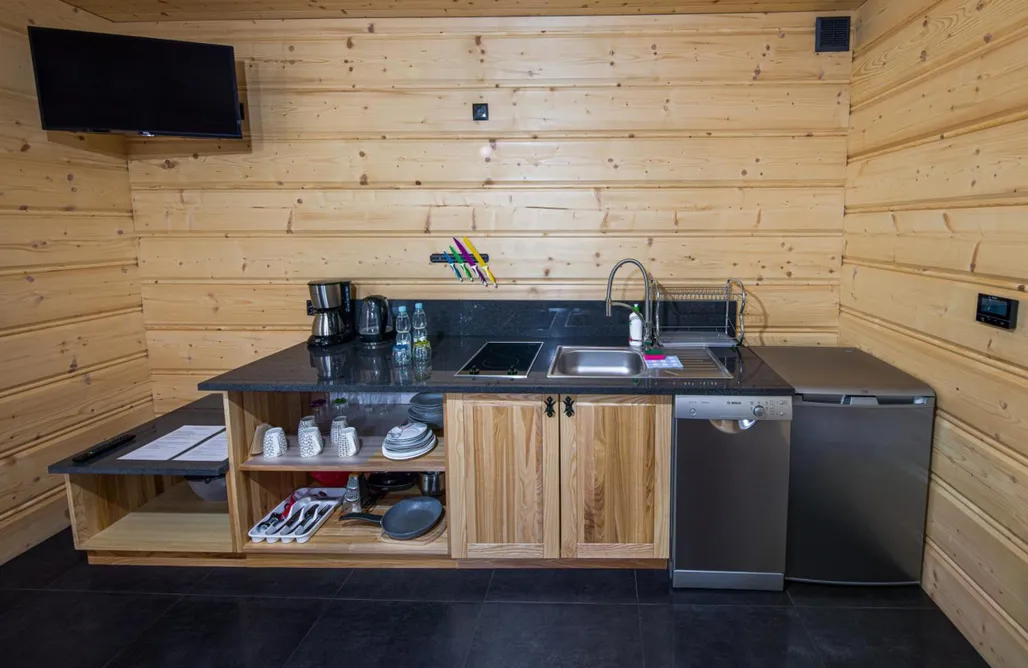 AlohaCamp Pokój Czteroosobowy z Prysznicem 3