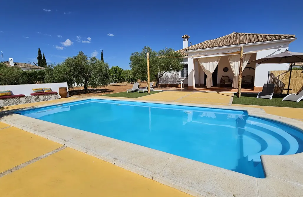 AlohaCamp accommodation Casa Rural La Alquería de los Pájaros 2