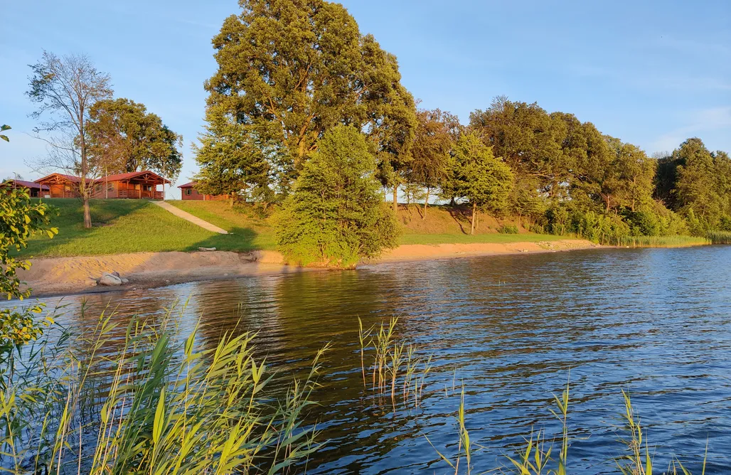 alojamientos AlohaCamp Domki nad jeziorem Drawskim - Przy skarpie  2
