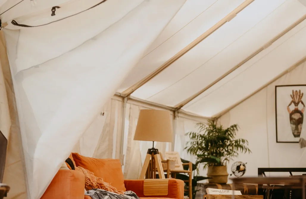 noclegi AlohaCamp ⛺🌿Kaluna Glamp Forest - biwakowy glamping nad jeziorem w lesie 1