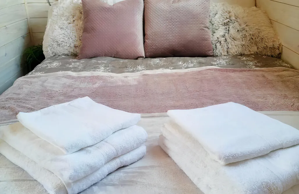 AlohaCamp Domek z dwoma sypialniami 3