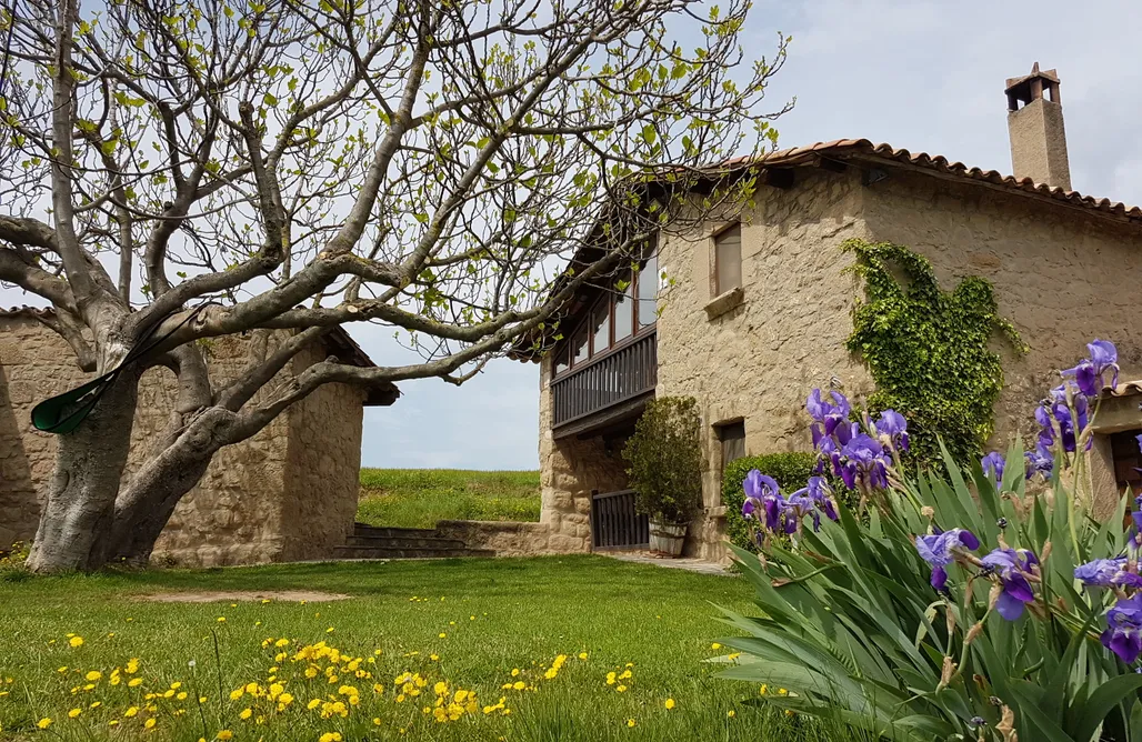 Casa Rural con Piscina Climatizada Cal Campallarg  2