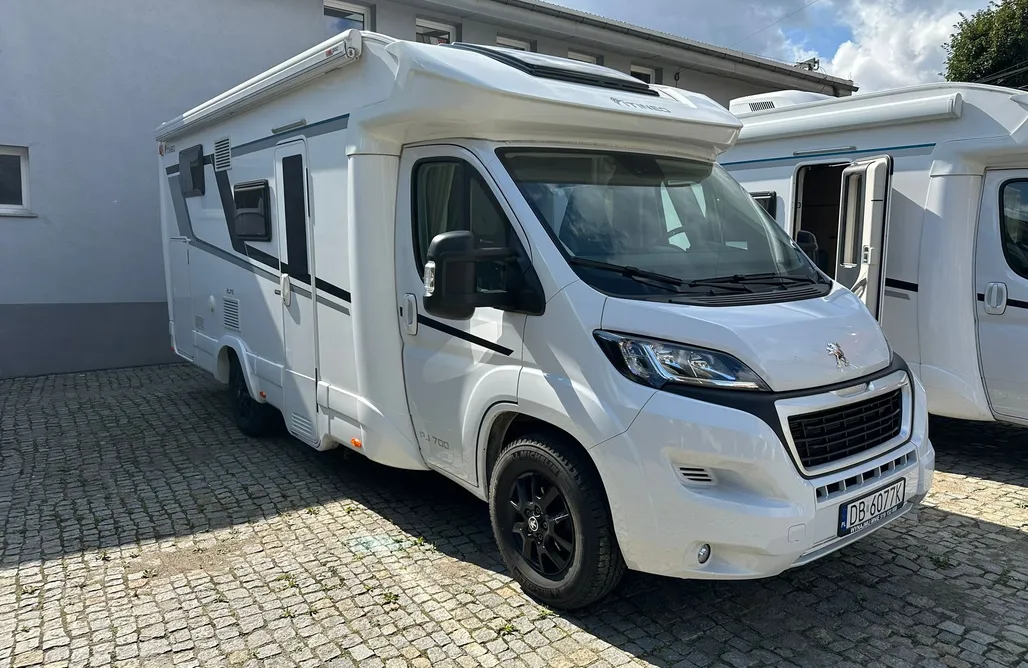 Campervan Hire Kamper Itineo 2