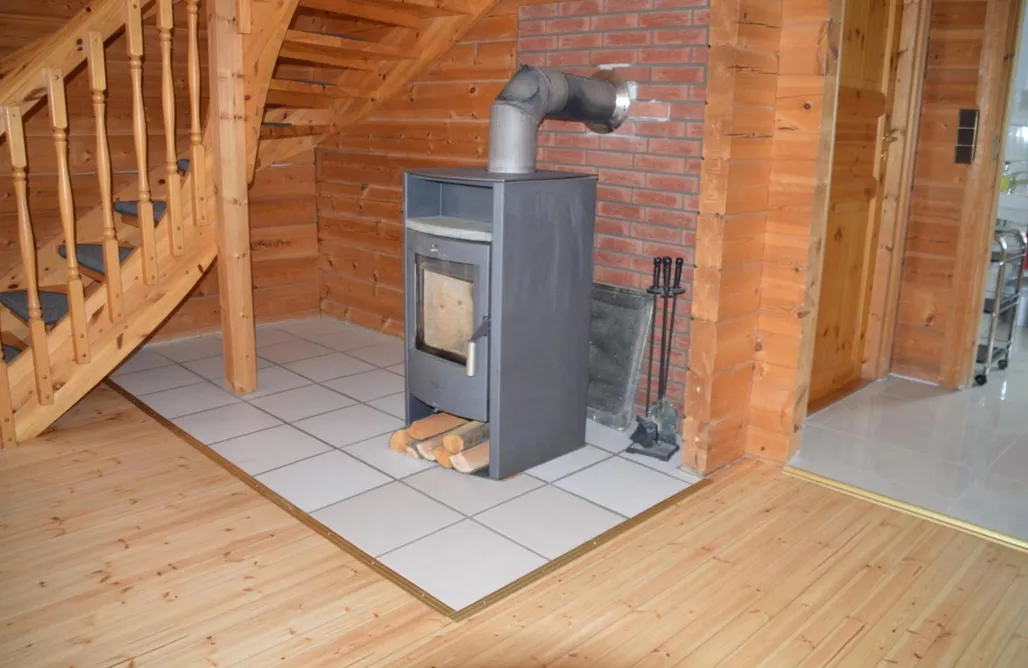 AlohaCamp Vier-Zimmer-Haus 1