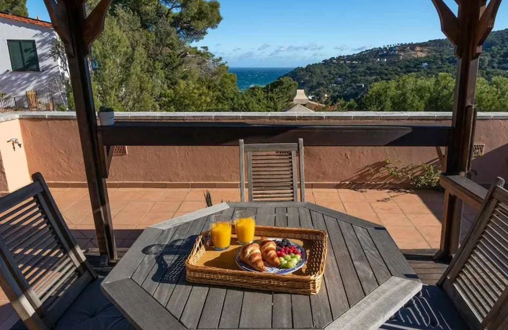 Alloggi AlohaCamp Villa con Piscina en Begur 5